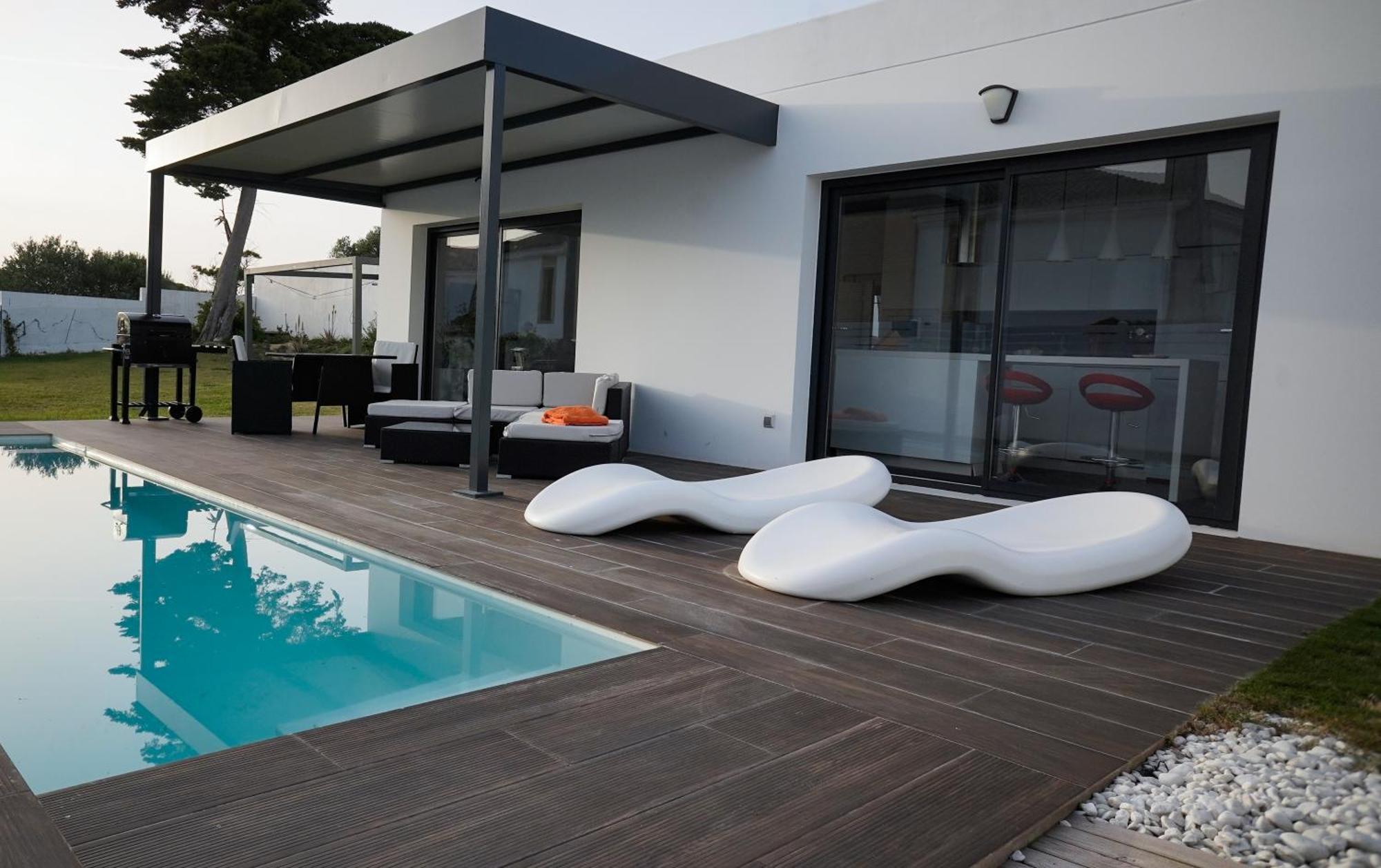 Villa Anyway Conil Un Lujo Frente Al Mar